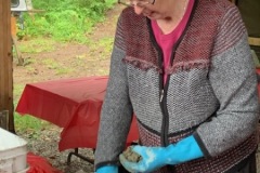 2023-06-10-Hypertufa-workshop-Darlene-Veitch-7